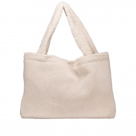 Shopper Akiko Birch