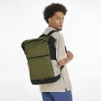 Rucksack Urban Essential Rolltop Backpack mit Laptopfach 15 Zoll Mentor Green, Farbe: grün/oliv, Marke: Tommy Hilfiger, EAN: 8720643576015, Abmessungen in cm: 30x47x13, Bild 3 von 4