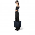 Shopper Tote Bag Rush Navy, Farbe: blau/petrol, Marke: Rains, EAN: 5711747497675, Abmessungen in cm: 35x36x13, Bild 3 von 6