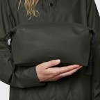 Kulturbeutel Weekend Wash Bag Green, Farbe: grün/oliv, Marke: Rains, EAN: 5711747500580, Abmessungen in cm: 26x14x12, Bild 3 von 4