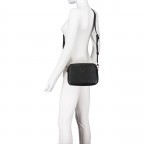 Umhängetasche Meridian Black, Farbe: schwarz, Marke: Guess, EAN: 0190231735717, Abmessungen in cm: 26x17x9, Bild 4 von 4