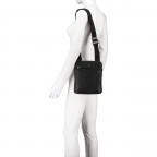 Umhängetasche Ray Zip Envelope Black, Farbe: schwarz, Marke: Boss, EAN: 4063544800112, Abmessungen in cm: 21x24x3.5, Bild 4 von 6