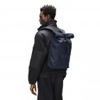 Rucksack Rolltop mit Laptopfach 16 Zoll Navy, Farbe: blau/petrol, Marke: Rains, EAN: 5711747561062, Abmessungen in cm: 32x48x11, Bild 4 von 5