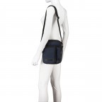 Umhängetasche Nylon & Wax Pull Up Arendal Navy, Farbe: blau/petrol, Marke: The Chesterfield Brand, EAN: 8719241108278, Abmessungen in cm: 20x27x7, Bild 4 von 8