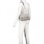 Umhängetasche Eco Ali Pewter, Farbe: metallic, Marke: Guess, EAN: 0190231876663, Abmessungen in cm: 26x17x6, Bild 4 von 7