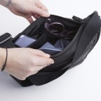 Beuteltasche Puffer Moon Bag Small Monochrome Black, Farbe: schwarz, Marke: Got Bag, EAN: 4262457050212, Abmessungen in cm: 32x18x9, Bild 7 von 7