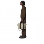 Handtasche Tote Bag Micro Dune, Farbe: beige, Marke: Rains, EAN: 5711747578152, Abmessungen in cm: 36x28x8, Bild 4 von 4