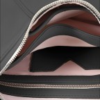 Umhängetasche Livie Silky Leather, Marke: Les Visionnaires, Abmessungen in cm: 28x22x4.5, Bild 6 von 7