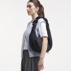 Beuteltasche Moon Bag Ruffle Monochrome Black, Farbe: schwarz, Marke: Got Bag, EAN: 4262457051912, Abmessungen in cm: 40x22x15.5, Bild 5 von 10