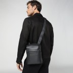 Umhängetasche Urban Eco Leather Shoulder Bag S RL Black, Farbe: schwarz, Marke: Porsche Design, EAN: 4056487052359, Abmessungen in cm: 21x26x7, Bild 4 von 5