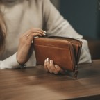 Geldbörse Halle mit RFID-Schutz Cognac, Farbe: cognac, Marke: The Chesterfield Brand, EAN: 8719241065021, Abmessungen in cm: 19x10.5x2.5, Bild 6 von 6