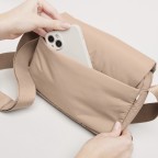 Umhängetasche Cloud Crossbody Bag Monochrome Sandbar, Farbe: taupe/khaki, Marke: Got Bag, EAN: 4262457051813, Abmessungen in cm: 23x17x7, Bild 7 von 9