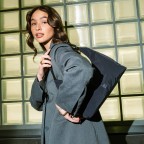 Beuteltasche T-Shape Bag Mini Monochrome Black, Farbe: schwarz, Marke: Got Bag, EAN: 4262457052711, Abmessungen in cm: 30x28x10.5, Bild 5 von 7