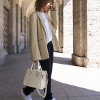 Handtasche Daily Shopper XS Teddy Sand, Farbe: beige, Marke: Reisenthel, EAN: 4012013744921, Abmessungen in cm: 27x21x14, Bild 4 von 7
