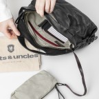 Umhängetasche Grandma's Luxury Club Mrs. Macaron Black Smoke, Farbe: schwarz, Marke: Aunts & Uncles, EAN: 4250394990371, Abmessungen in cm: 33x20.5x10.5, Bild 7 von 11