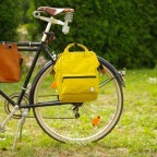 Fahrradtasche Rucksack mit Gepäckträgerbefestigung Black, Farbe: schwarz, Marke: Blackbeat, EAN: 8720088706978, Abmessungen in cm: 25x35x15, Bild 8 von 9