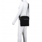 Umhängetasche Signature Pouch Zip Black, Farbe: schwarz, Marke: BOSS, EAN: 4021419169924, Abmessungen in cm: 23x28x17.5, Bild 3 von 5