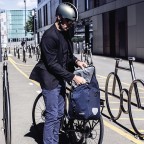Fahrradtasche Downtown Two Cordura Aktentasche mit Hinterrad-Aufhängesystem Volumen 20 Liter Black, Farbe: schwarz, Marke: Ortlieb, EAN: 4013051045063, Abmessungen in cm: 40x31x14, Bild 8 von 9