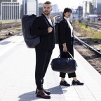Reisetasche Metrosphere Duffle Volumen 60 Liter Black Embossed, Farbe: schwarz, Marke: Ortlieb, EAN: 4013051053990, Abmessungen in cm: 58x29x35, Bild 7 von 11