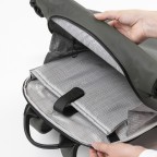Rucksack Japan Fukui Nishi mit Laptopfach 15 Zoll Forest Night, Farbe: grün/oliv, Marke: Aunts & Uncles, EAN: 4250394982703, Abmessungen in cm: 28.5x42x13, Bild 7 von 10